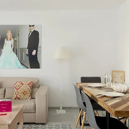 Caleta Homes - Pompidou شقة